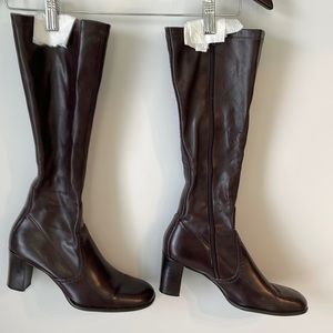 Franco Sarto ladies zippered brown boots, size 7.5M